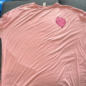 Women’s graphic t shirt